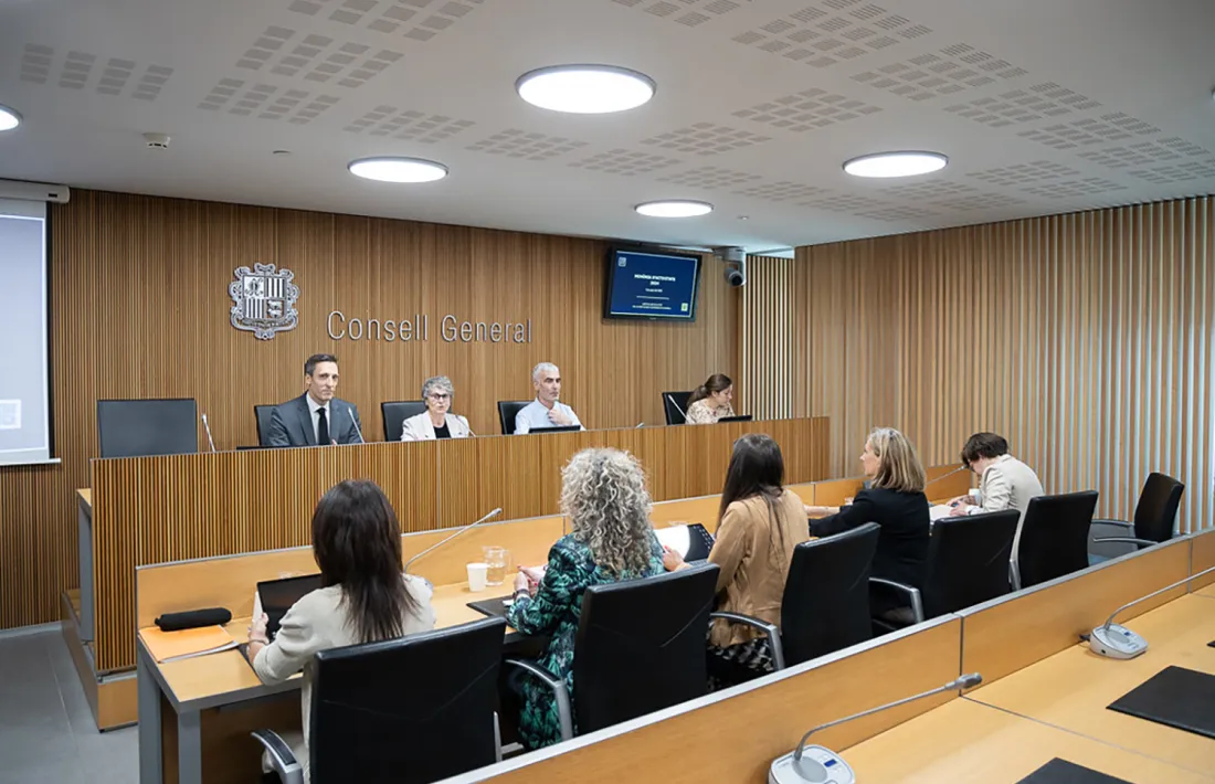 El director de l'AQUA, Isaac Galobardes, en una compareixença davant la comissió legislativa d'Educació, Recerca, Cultura, Joventut i Esports.