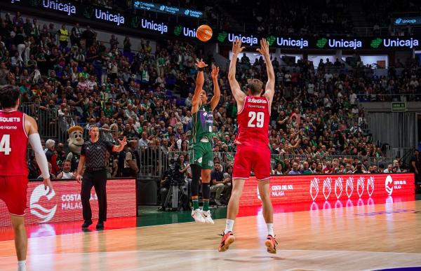 p. 29 RS853023_Unicaja - Bàsquet Girona (16) acb Photo  Mariano Pozo