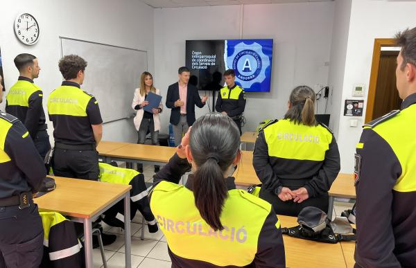 Andorski prometni policisti se usposabljajo za preprečevanje nasilja na podlagi spola