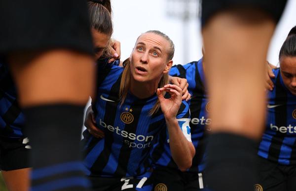 p. 37 henrietta csiszár foto inter milan