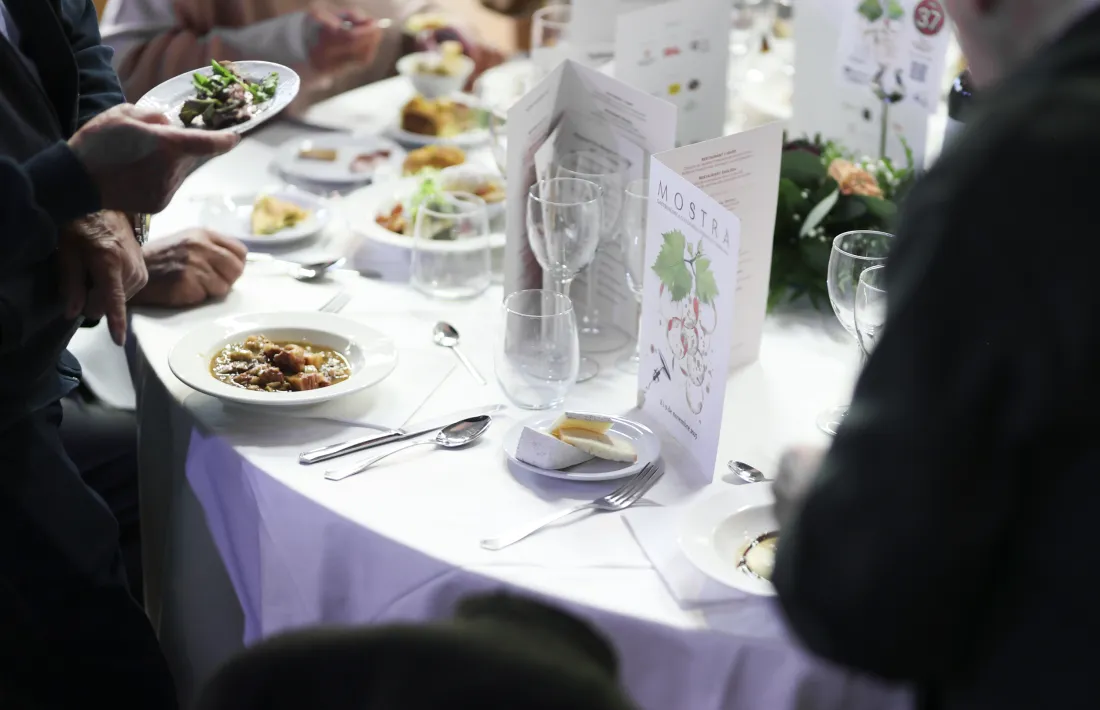 La Mostra Gastronòmica ha acollit uns 450 comensals.