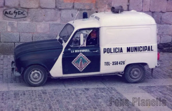 p. 16 1 POLICIA MUNICIPAL