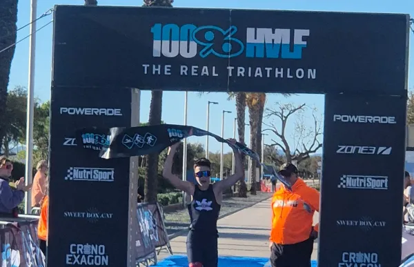 p. 29 maximo sanchez triatlo empuriabrava foto club triatlo serradells