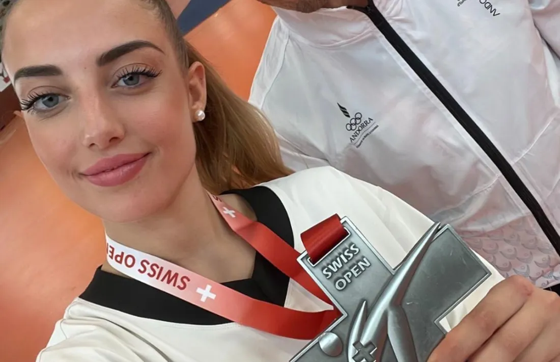 Naiara Liñán, amb un metall.