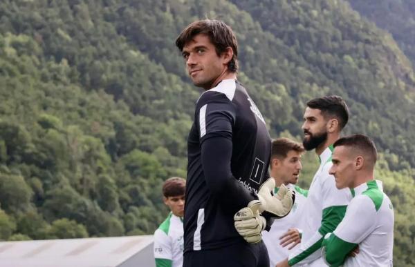 p. 29 iker alvarez foto còrdoba cf