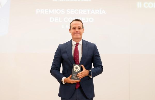 Pablo García Montañés iz Grup Andbank prejel nagrado za najboljšega sekretarja velike družbe