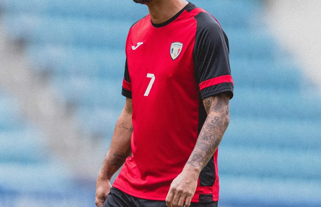 Víctor Vázquez, en un dels entrenaments amb l'FC Santa Coloma.