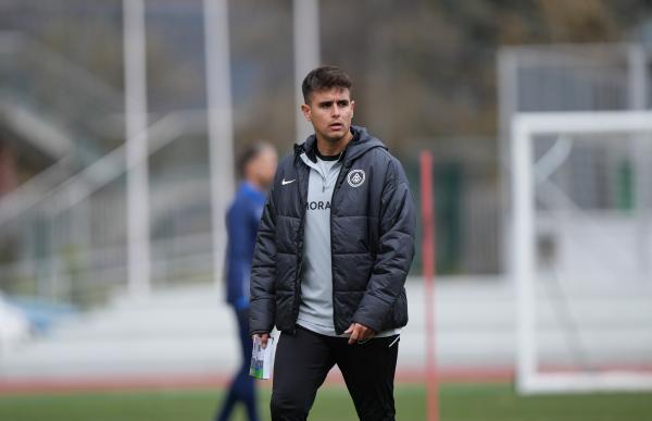 p. 28 carles manso foto fc andorra