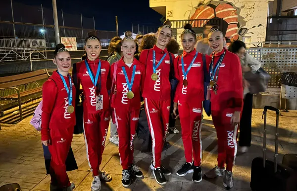 p. 29 carla soriano foto ritmica gaee