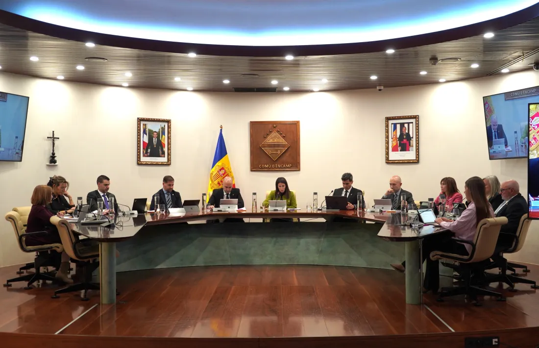 Un moment de la sessió del Consell de Comú d'Encamp