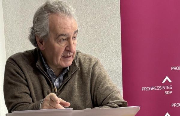 p. 4 foto assemblea progressistes-sdp