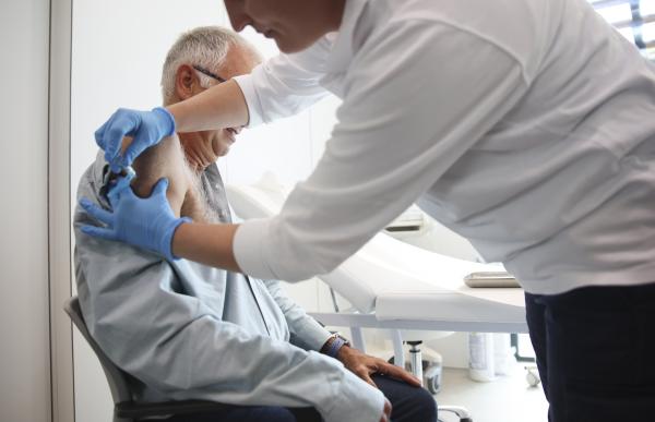 p.-07-Vacunes-Grip---Facundo-Santana