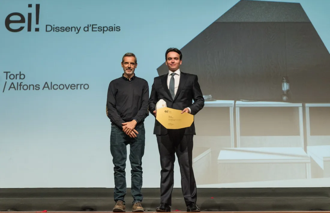 Dr. Francesc Ribot, coordinador del grau en Disseny i Innovació, i Alfons Alcoverro.