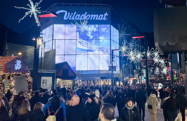 p. 3.1 Turistes - Facundo Santana