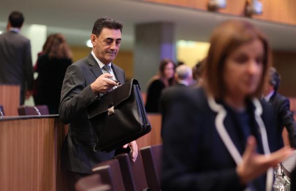 p. 04 raul ferre consell general_facundo santana