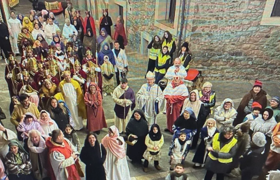  Els participants en el Pessebre Vivent del Nadal passat. 