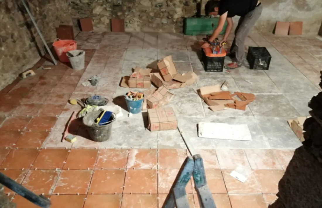 Els socis han esmerçat temps i esforç en les obres; s’ha convertit en un taller d’aprenentatge. 