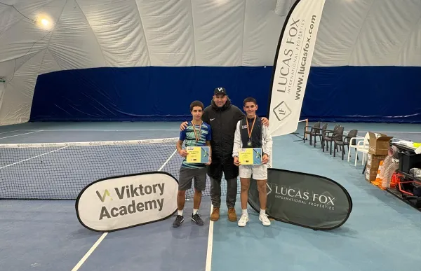 p. 37 campions infantils i cadet torneig vicky foto joan jimenez