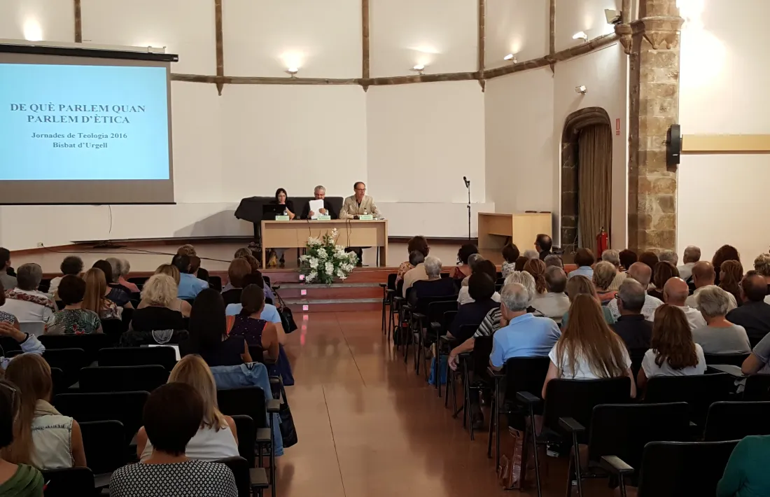 Les Jornades de Teologia de la Seu d'Urgell apleguen 120 mestres de religió per parlar d'ètica