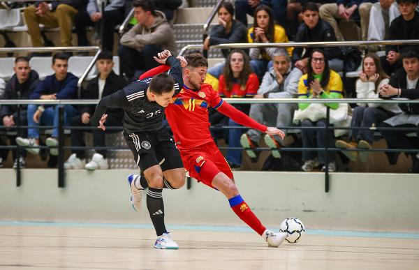 p. 29 seleccio futbol sala vs alemanya foto faf