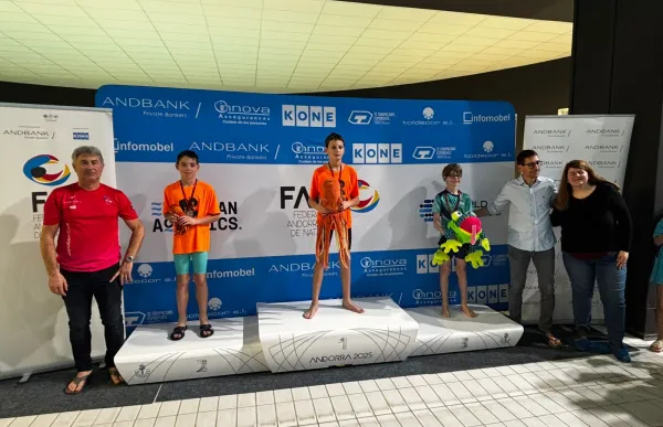 p. 29 alex garcia trofeu nadal foto fan