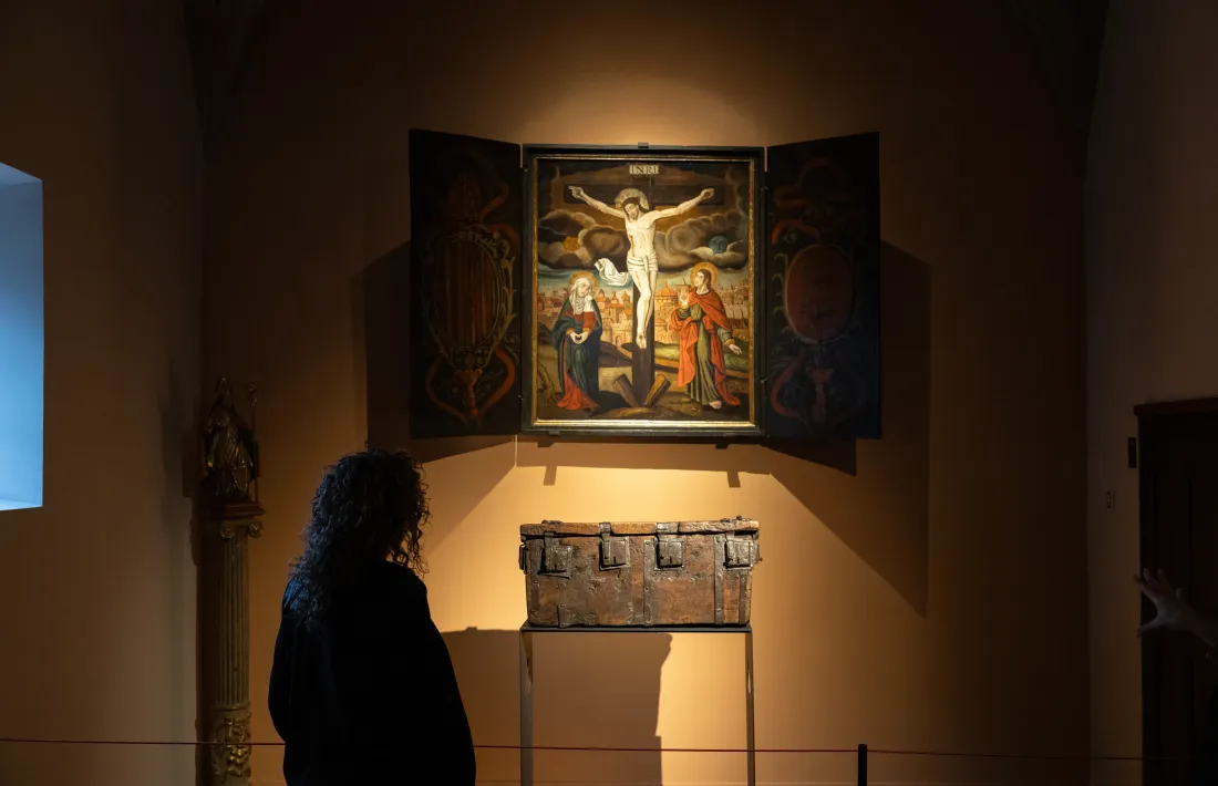Detalls de l'interior de la Casa de la Vall després de la reforma.