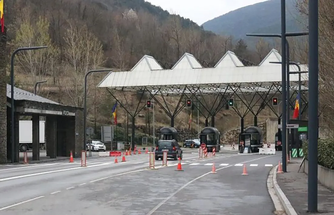 Les dependències de la policia a la duana hispanoandorrana.