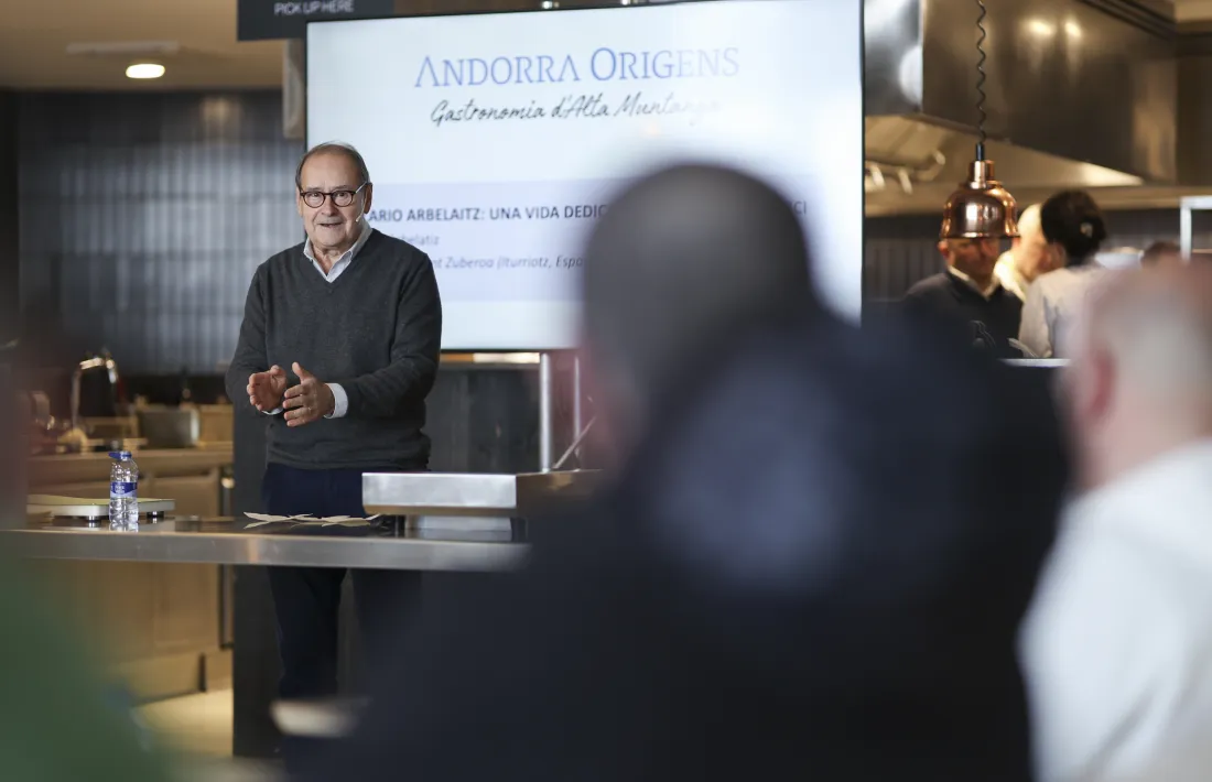 La presentació del xef Arbelaitz es titulava ‘Una vida dedicada a la cuina i a l’ofici’ .