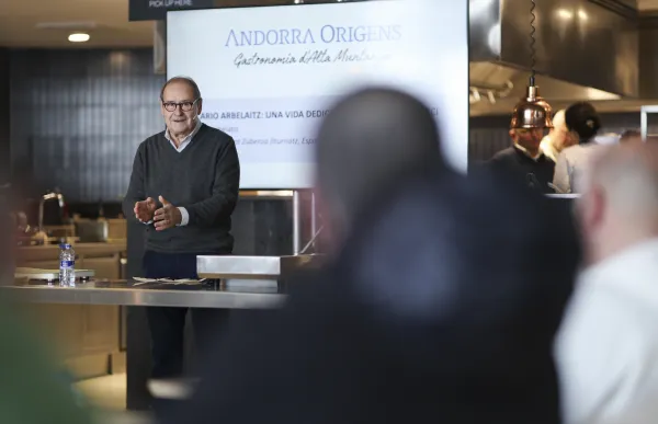 p. 07 Andorra Origens - Facundo Santana