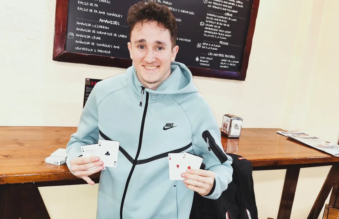 Si se'l troben, demanin-li que els faci el truc del 'Caos', és una passada!