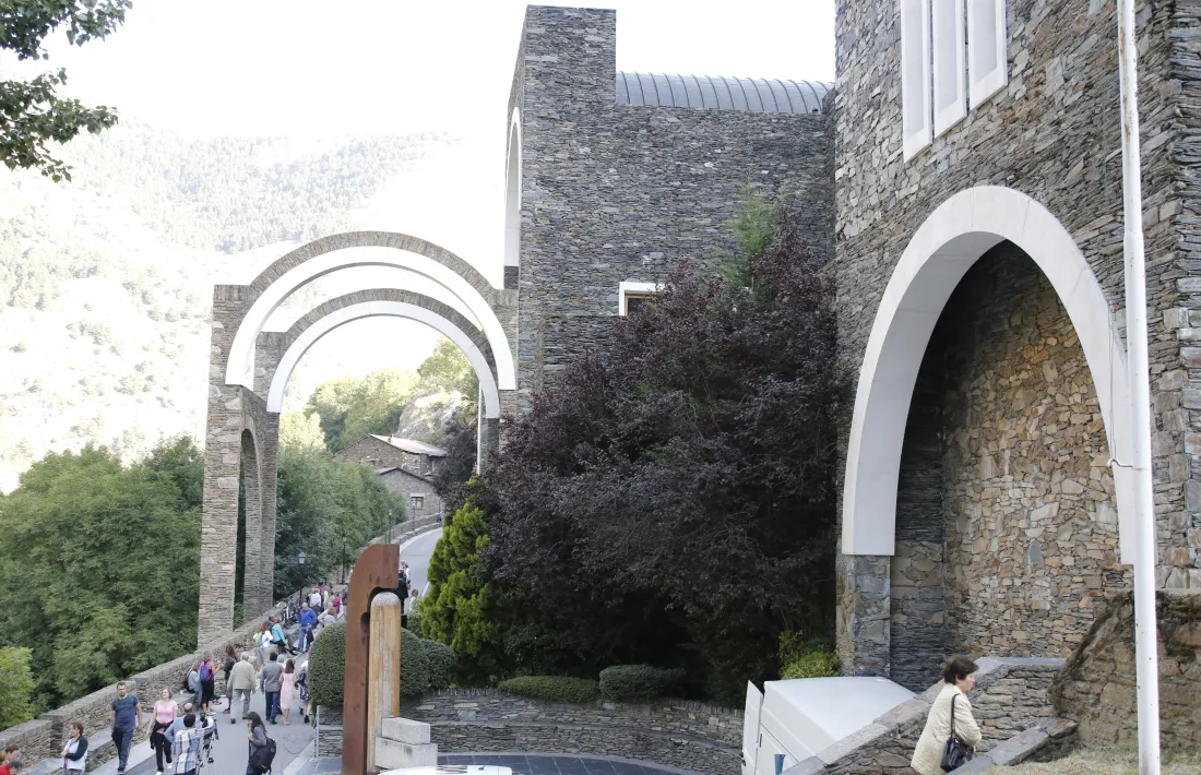 Andorra, pont de la Margineda, clàusula Margineda, benzinera, entorns de protecció, Radio Andorra, Meritxell