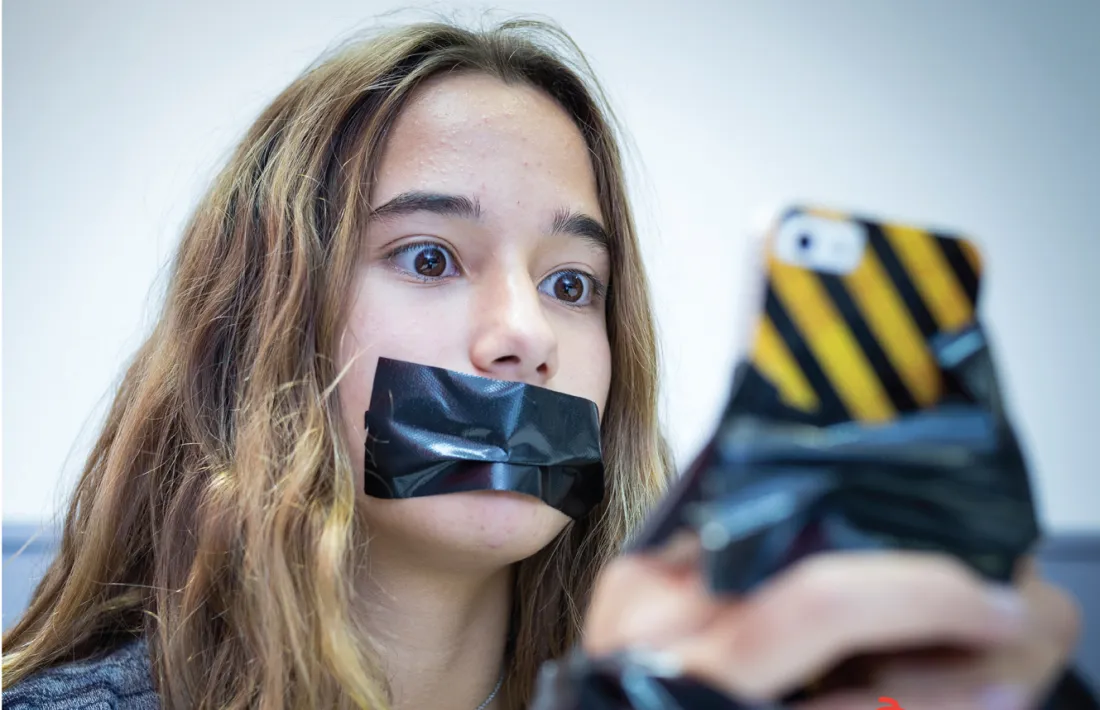 El Punt d'Informació Juvenil d'Encamp acollirà una mostra fotogràfica sobre l'addicció a les xarxes socials