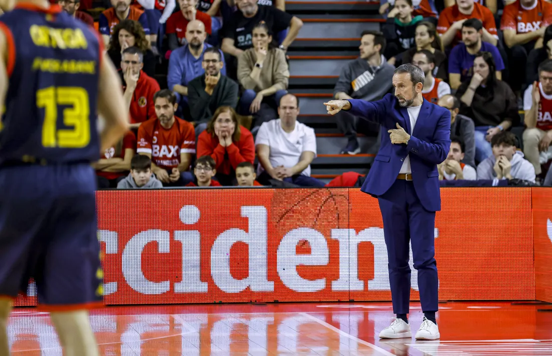 Joan Plaza, de moment, no està redreçant la situació d'un BC MoraBanc a la deriva.