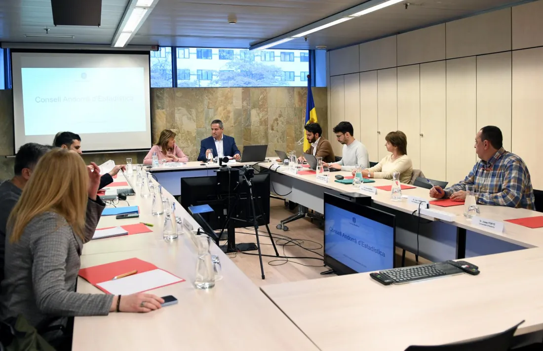 Una reunió del Consell Andorrà d’Estadística.