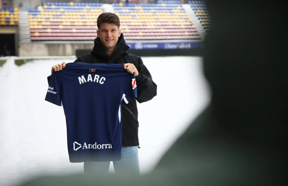 Marc Cardona va ser presentat ahir al matí al Nou Estadi de la FAF.