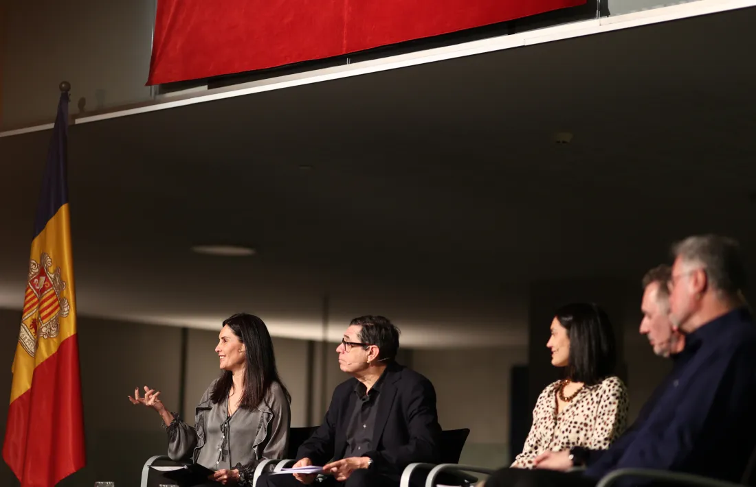 La taula rodona per commemora el Dia europeu de la Protecció de Dades.