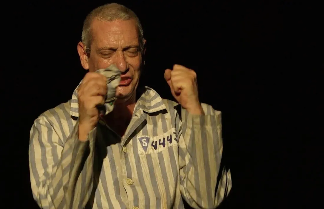 Ferran Castells a l'obra. 