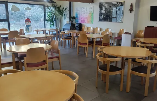 p. 9 foto 1 menjador sant julià cigrons