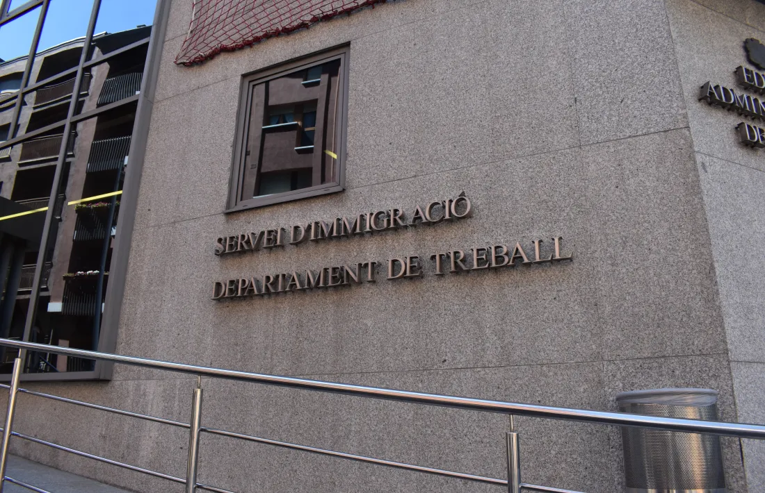 El departament d'Immigració.