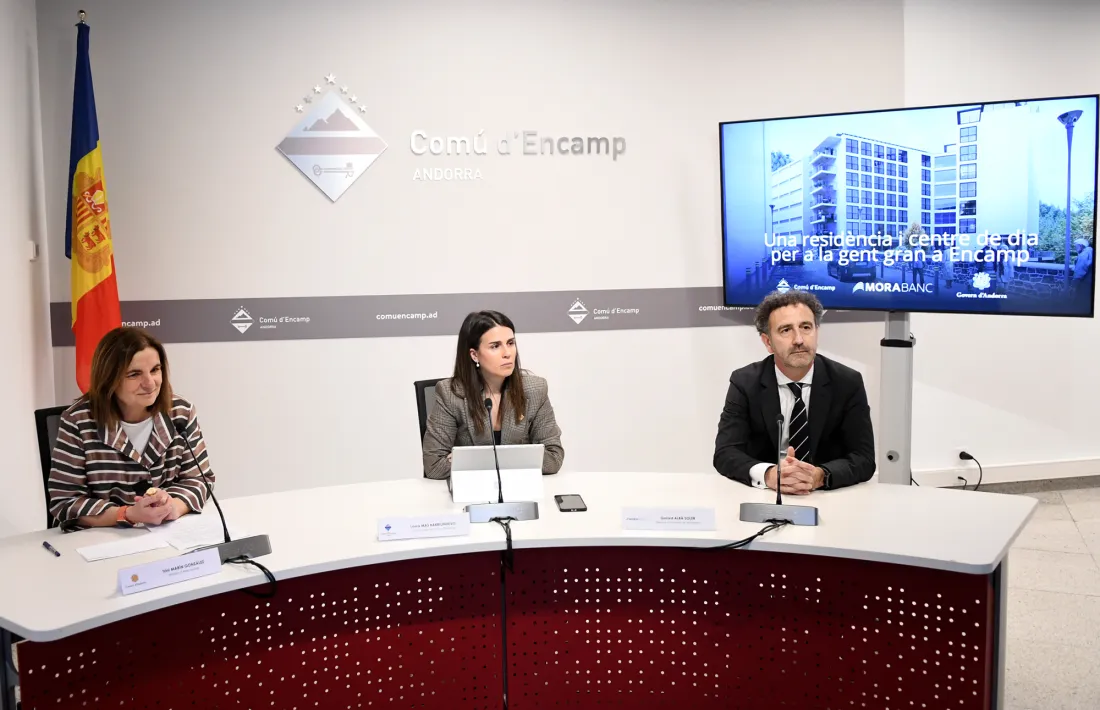 Marín, Mas i Albà han presentat avui el projecte de la residència per a la gent gran a Encamp.
