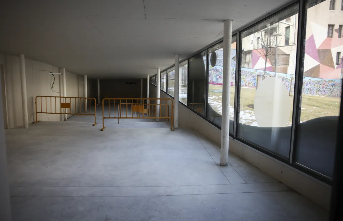 La idea és que també hi hagi una part de terrassa a la plaça per ajudar a revitalitzar-la.