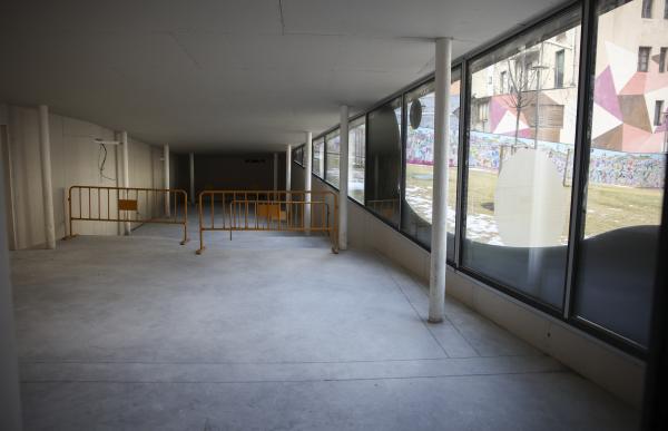 p. 10.1 Locals plaça esglèsia EE - Facundo Santana