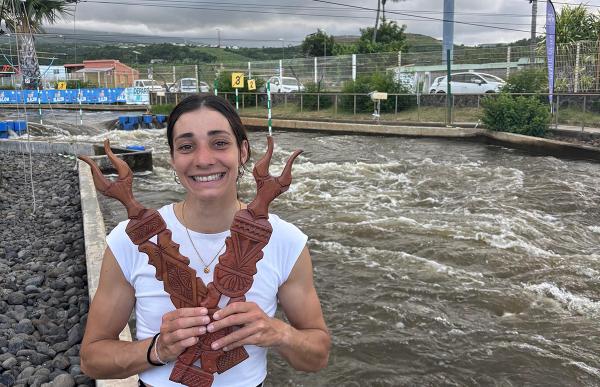 p. 29 monica doria podi a la run slalom de la reunión foto facc