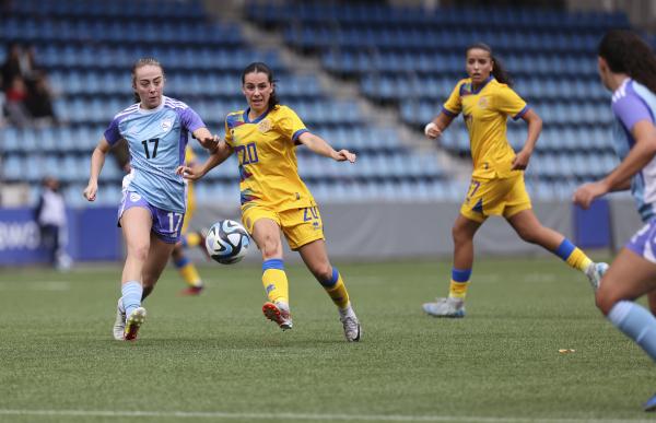 p. 29 Selecció Femenina - Facundo Santana
