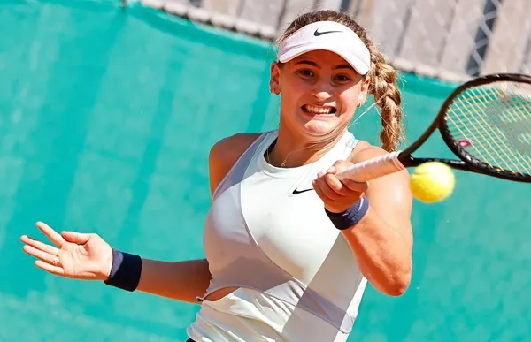 p. 29 vicky jimenez imatge d'arxiu copia