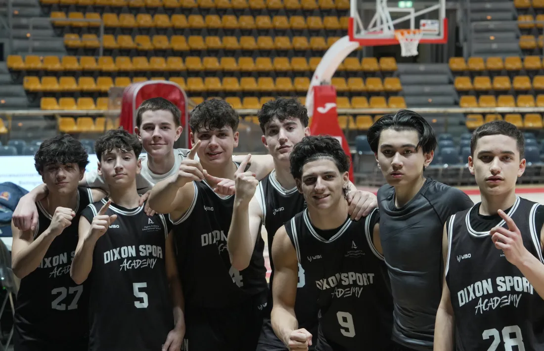 El Dixon Sport Academy, a Bolonya.