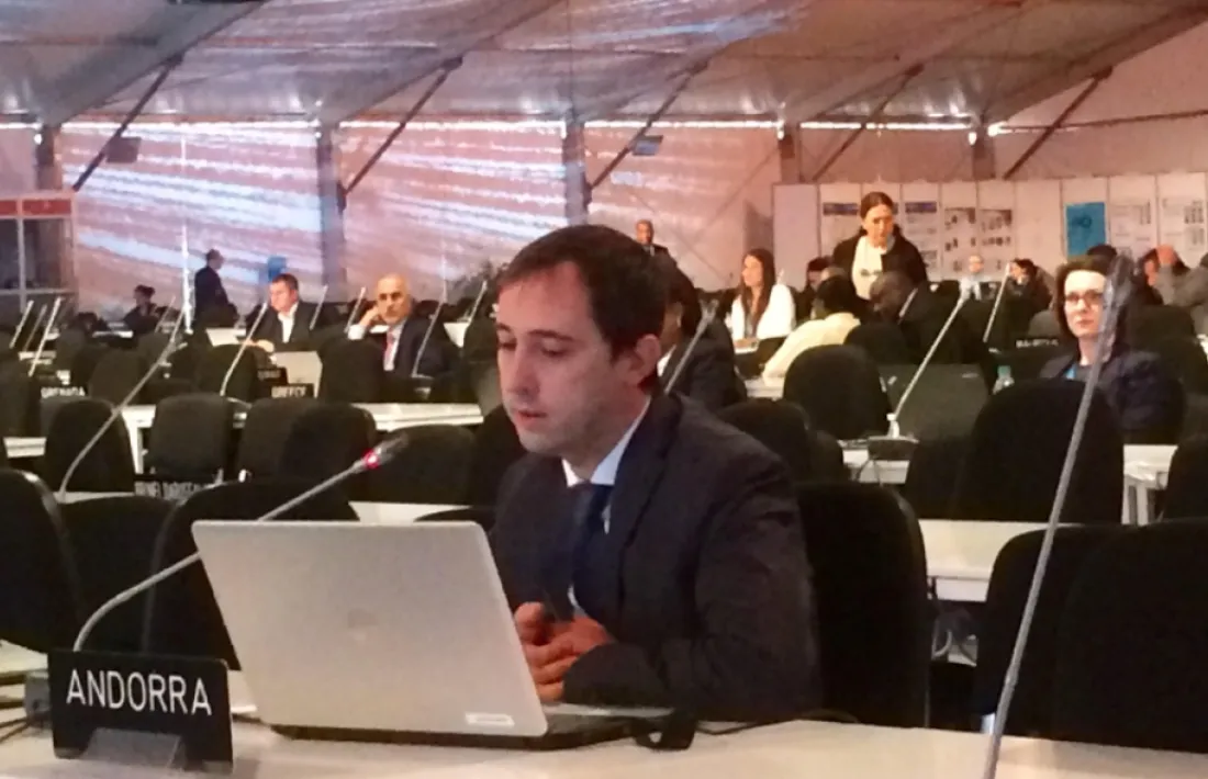 La delegació andorrana desplaçada a la 22a reunió de la Conferència de les parts COP22, que se celebra a Marràqueix, va exposar ahir les conclusions de l’informe BUR1, que recull la situació nacional pel que fa a les emissions de gasos d’efecte hivernacle. El cap de l’Oficina de l’Energia i del Canvi Climàtic, Carles Miquel, va presentar davant els diferents països representats el contingut d’aquest document, que aporta informació en relació a l’inventari d’emissions de gasos d’efecte hivernacle i les accio