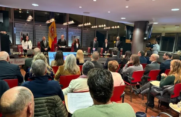 p. 12 foto 2 canillo