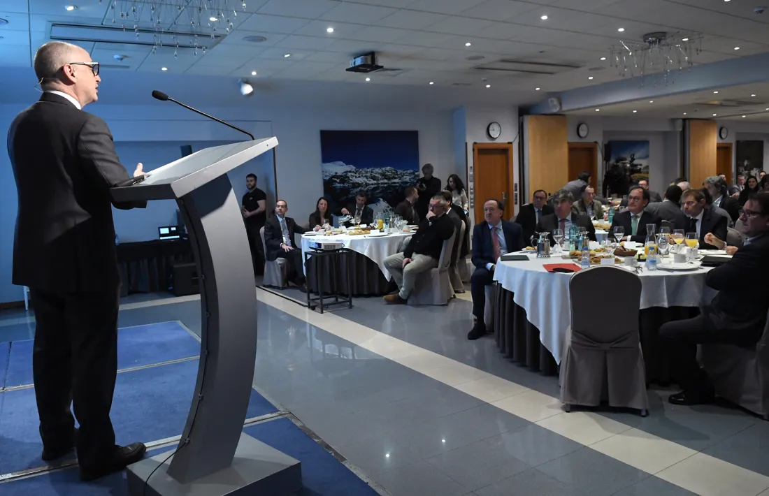 El col·loqui-esmorzar de l'EFA amb Lladós ha tingut lloc aquest matí.