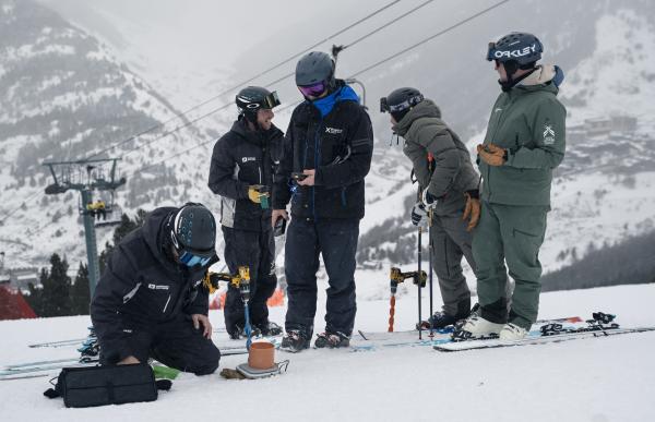 p. 37 snow control foto iker sanchez Photo 15-2-26, 11 16 32